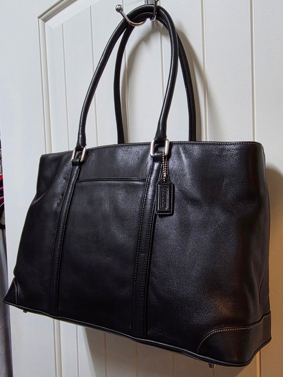 Coach Handbags - COACH Hamptons Business Carryall VINTAGE EUC